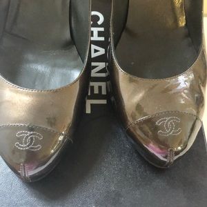 CHANEL speactator pumps size 41